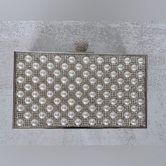 Sophia Webster Pearl & Crystal Clara Bag - Picture 4 of 16